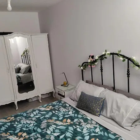 בית אירוח Pb *